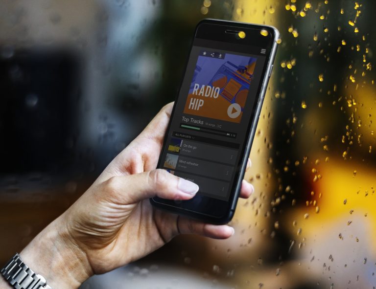 5 Free Podcast WordPress Themes